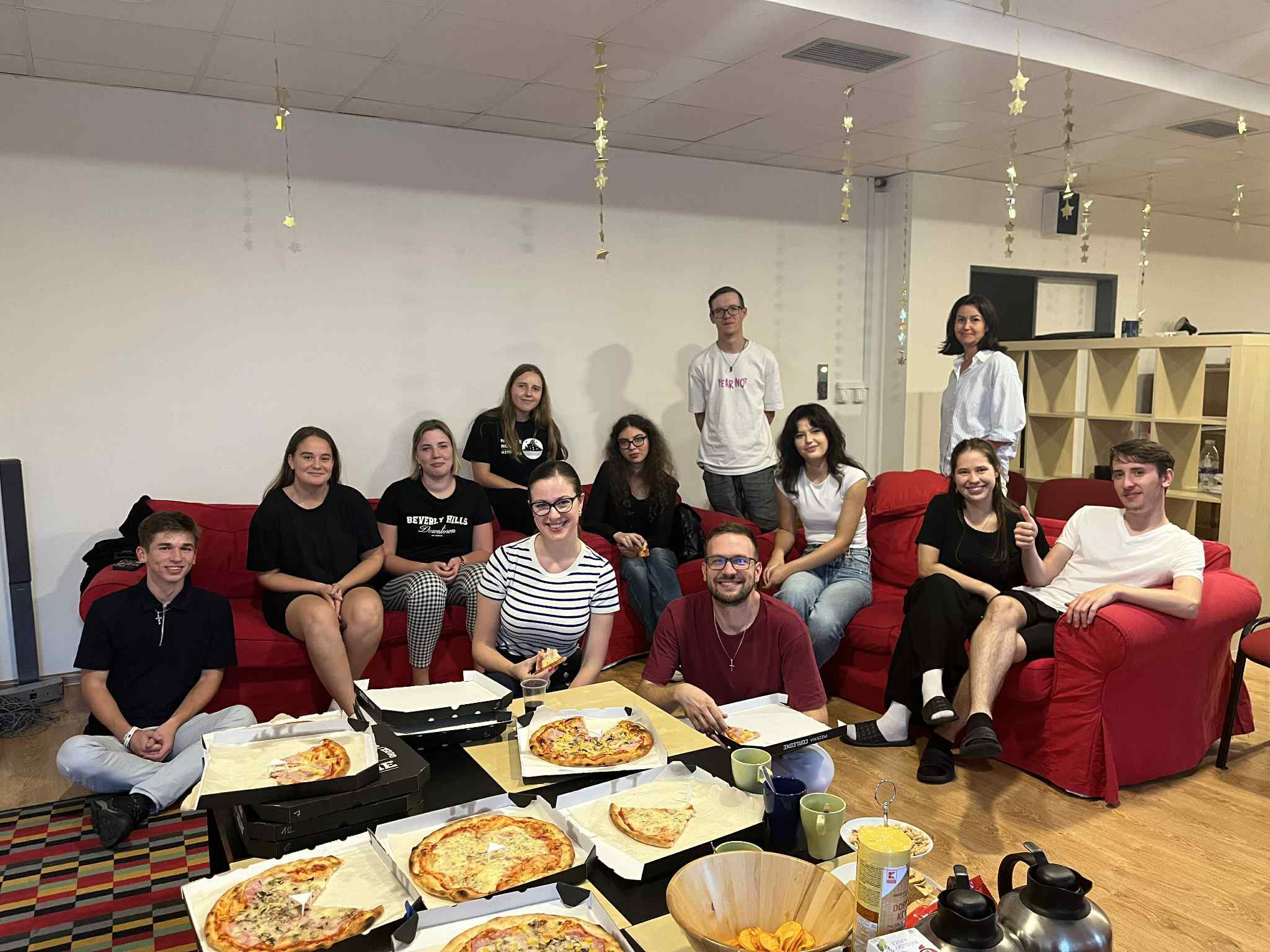 Študenti EBF UK v klubovni